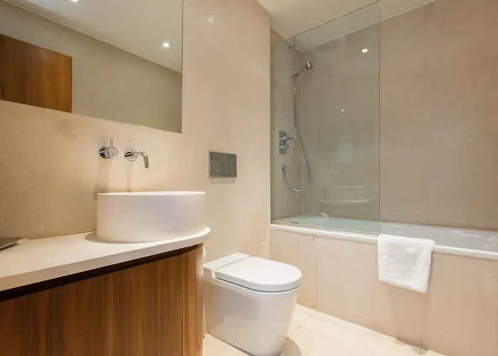 Presidential Apartments Kensington Londra